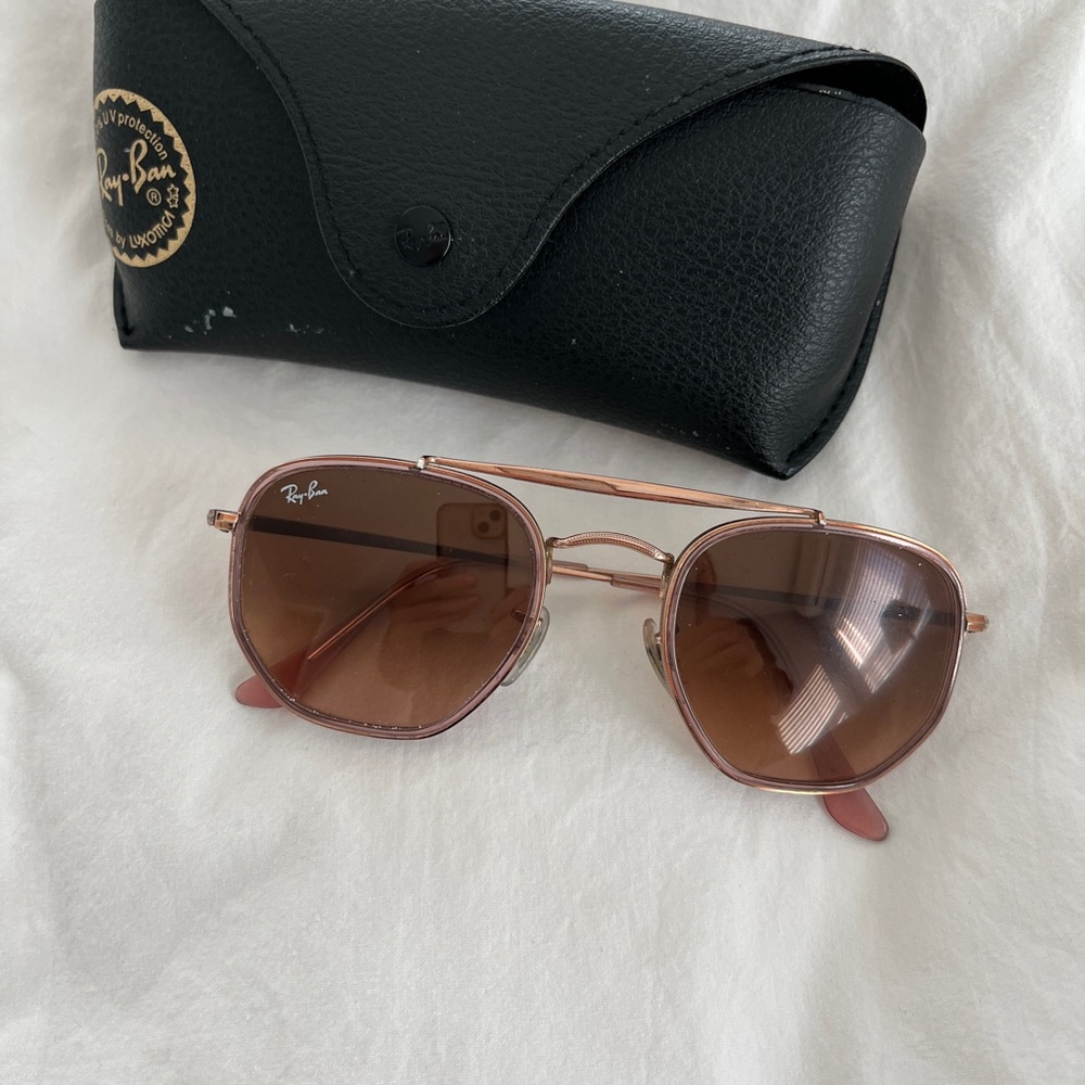 Ray-ban avaiator sunglasses with case women’s